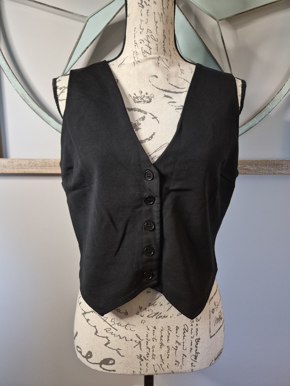 Reformation Black 5- Button-Front Crop Vest - XL